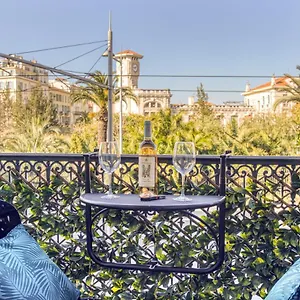 Le Jean Jaures - Refait A Neuf, Lumineux, Long Balcon, Jolie Vue, Wifi, Coeur Vieux-nice , Nice France