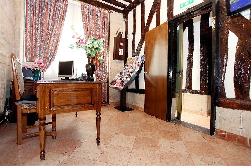 Pratic Hotel Paříž
