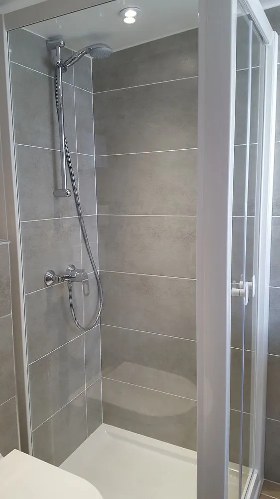 Pratic Hotel Paříž 2*,